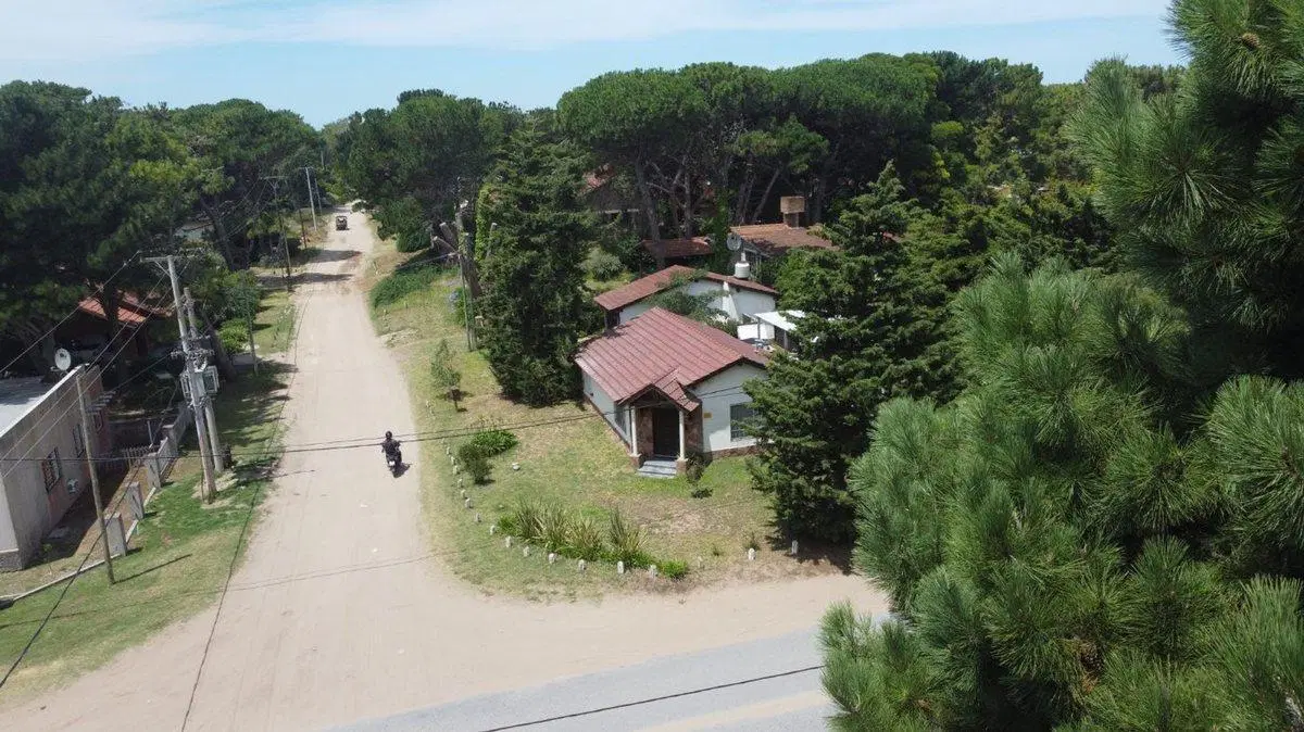 VENTA DE CASA EN VALERIA DEL MAR 4