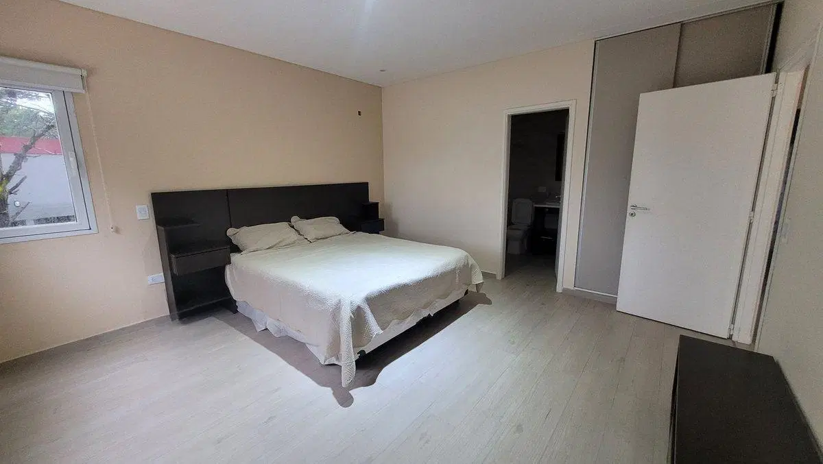 CASA EN VENTA EN OSTENDE 3