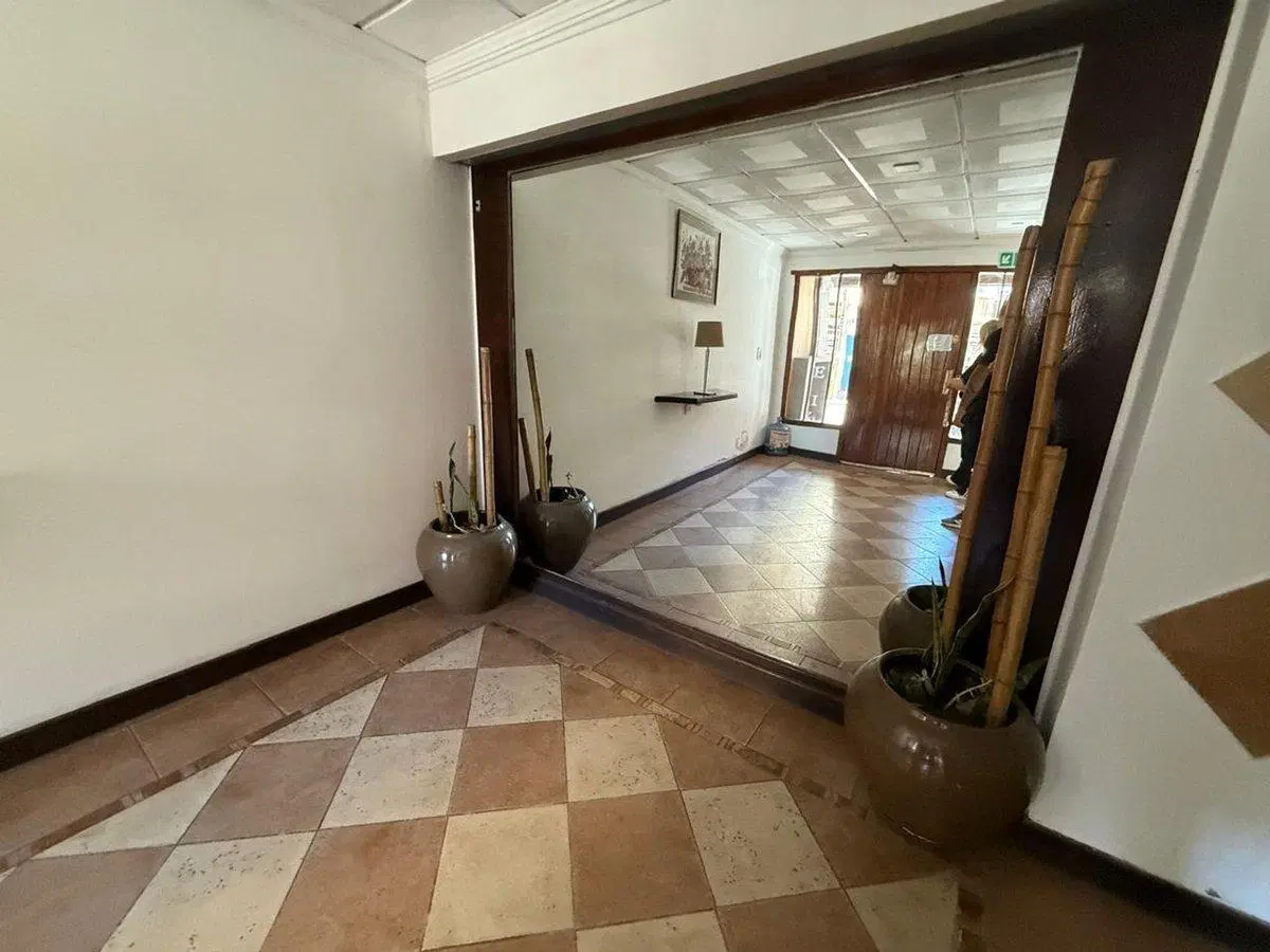 VENTA DEPARTAMENTO 2 AMBIENTES CON COCHERA 4