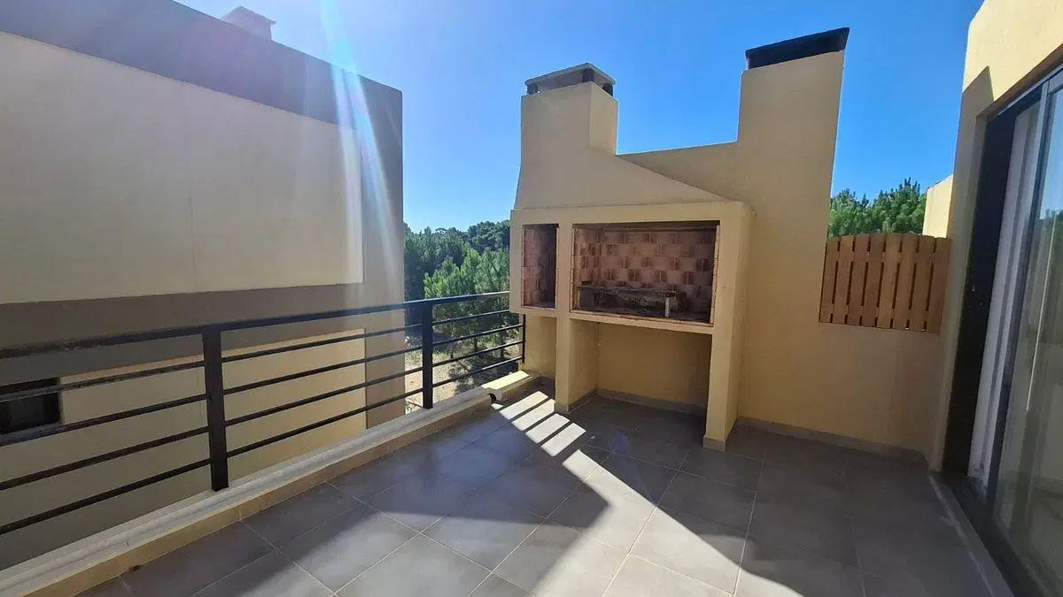 Casa Triplex en venta Nayades Acepta Permuta 3