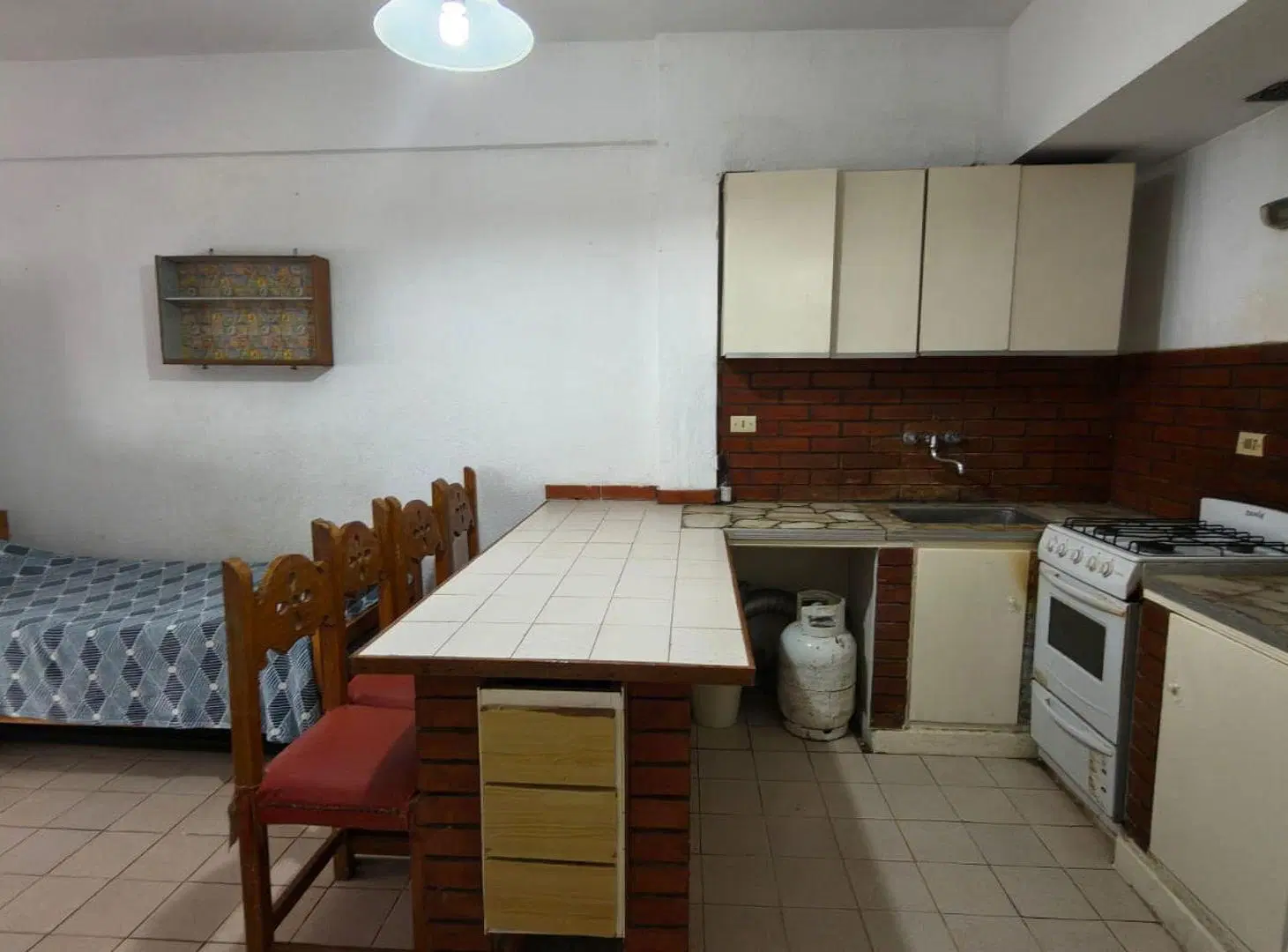 DEPARTAMENTO VENTA 2AMB SANTA TERESITA 4