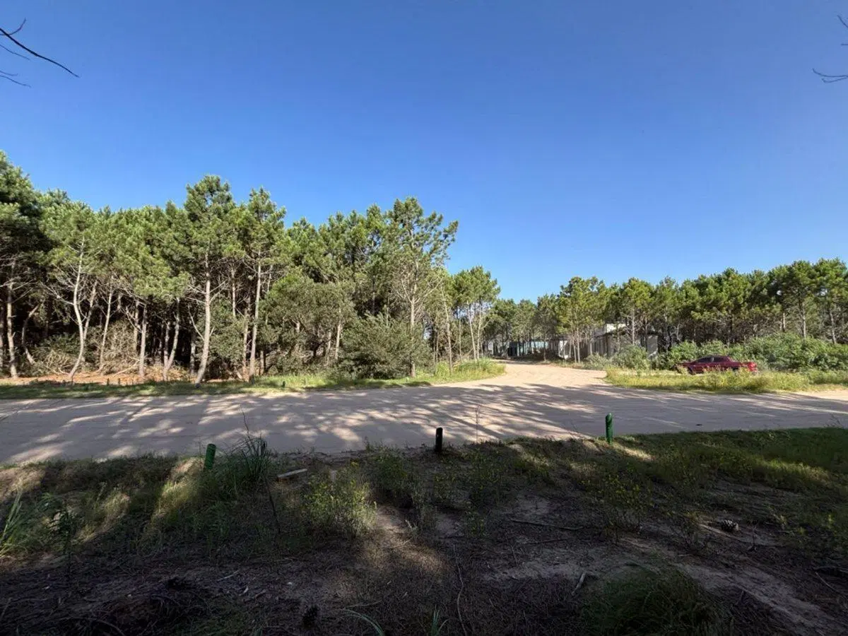 VENTA LOTE COSTA ESMERALDA 200 METROS DEL MAR 2