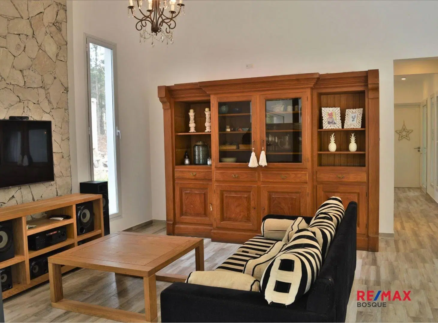 VENTA CASA 3 AMBIENTES BARRIO I VILLA ROBLES 5