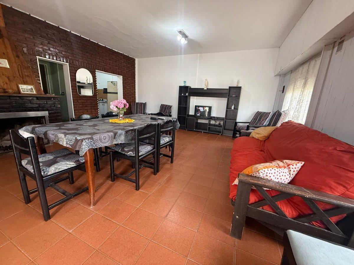 Foto de VENTA DE CASA EN MAR DE AJO 500 MTRS DE LA PLAYA, imagen 2