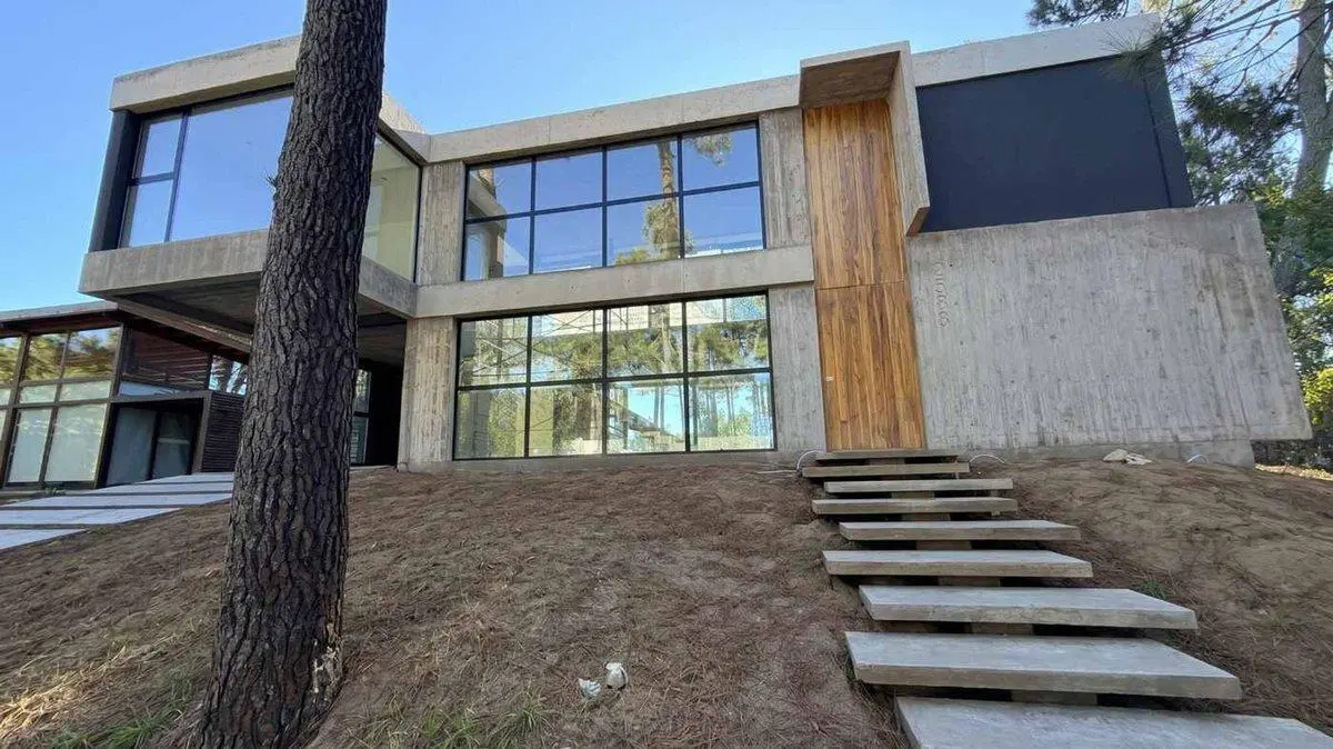CASA VENTA PINAMAR A ESTRENAR BARRIO ALAMOS 8