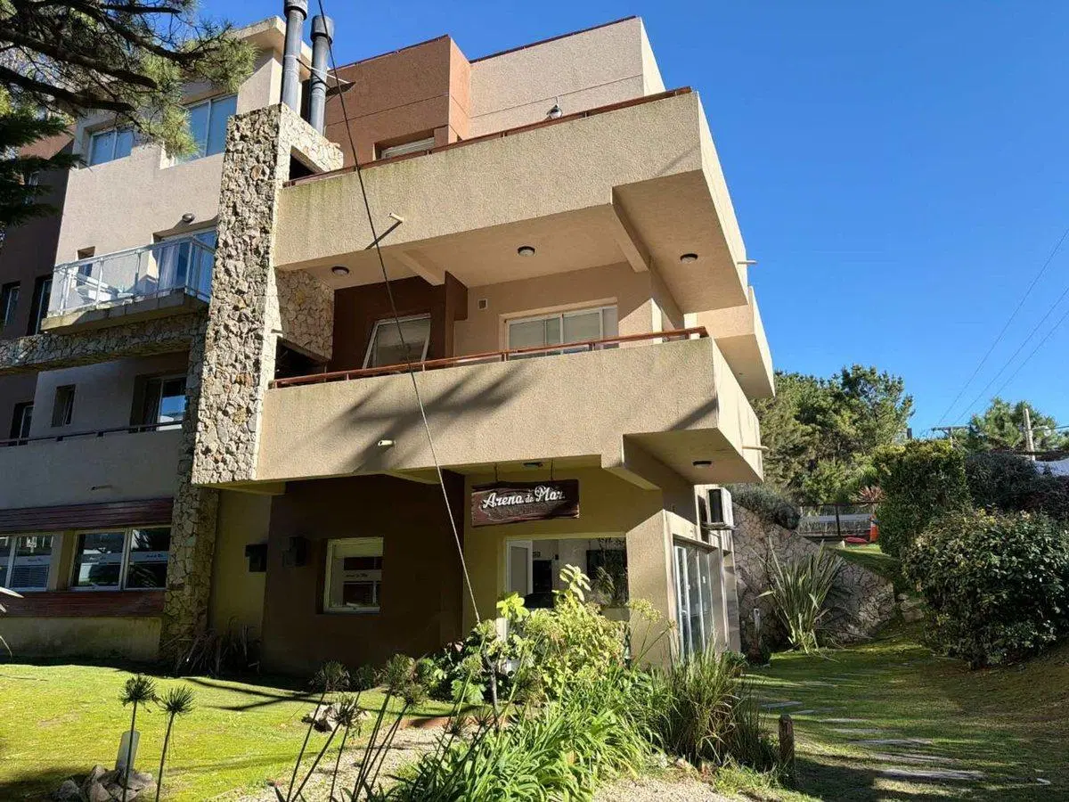 VENTA DEPARTAMENTO  2 AMBIENTES LAS GAVIOTAS 4