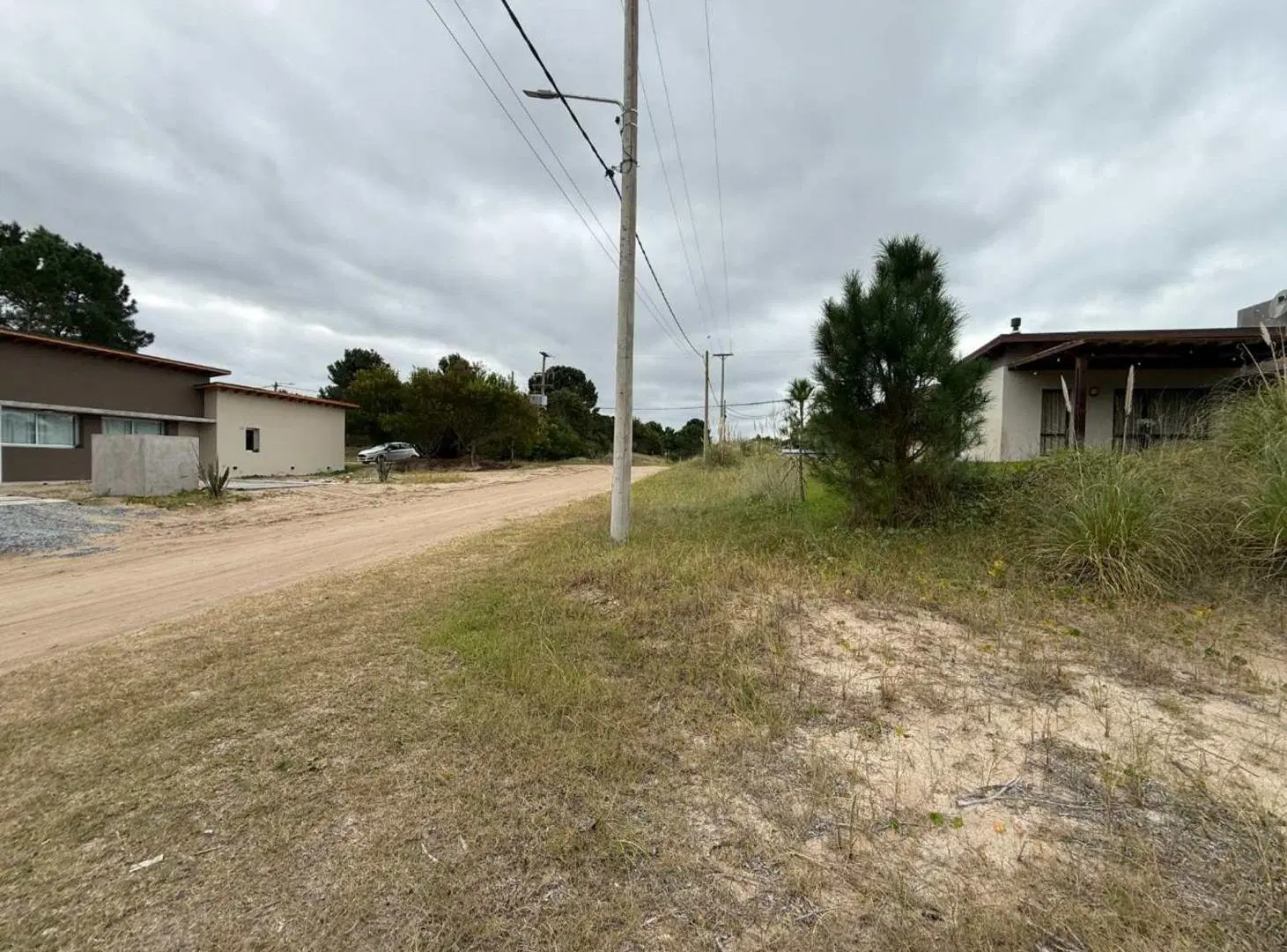 LOTE EN OPORTUNIDAD EN LAS GAVIOTAS 5