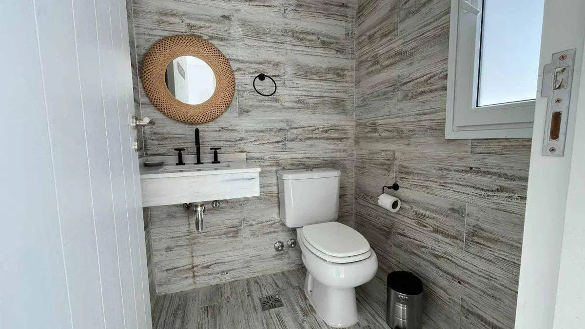 VENTA CASA 4 AMBIENTES BARRIO GOLF COSTA ESMERALDA 2