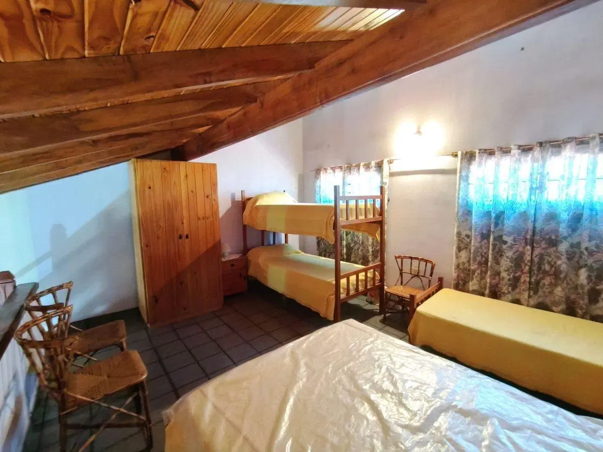 CASA VENTA EN SANTA TERESITA CON LOTE 5