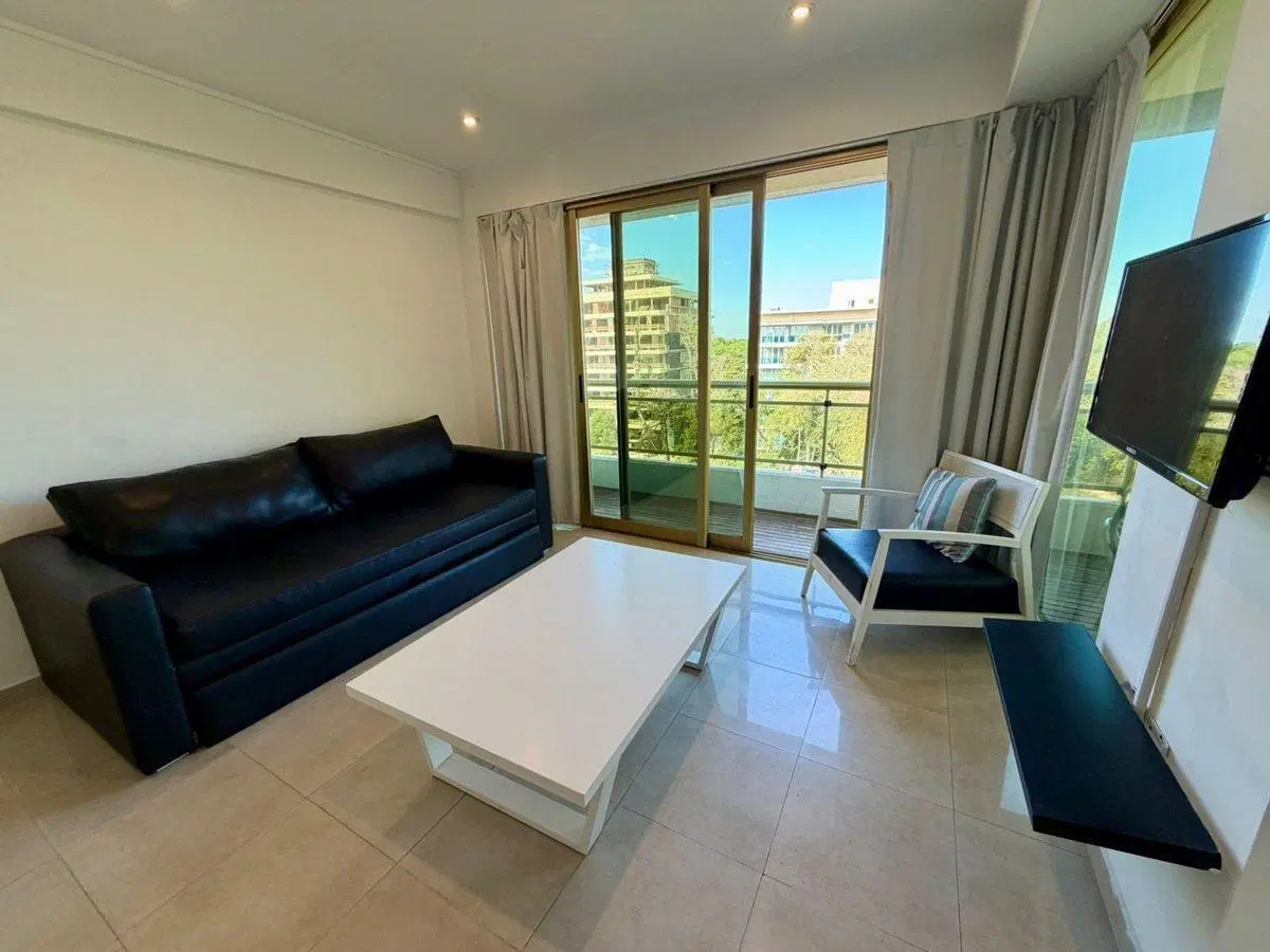 Venta departamento Pinamar con cochera y amenities 5