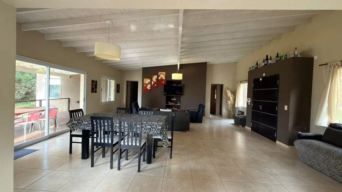 CASA VENTA DEPORTIVA II  4 AMBIENTES 4