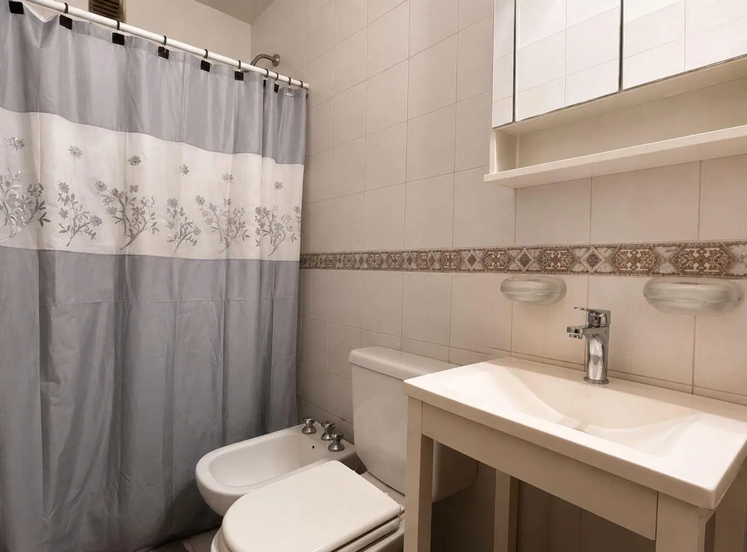 VENTA DE DEPARTAMENTO EN PINAMAR CON COCHERA 5