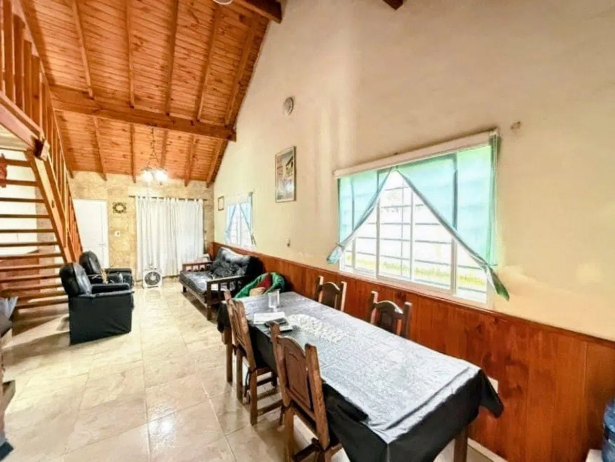 CASA VENTA EN BLOQUE CON DEPARTAMENTO MAR DEL TUYU 3