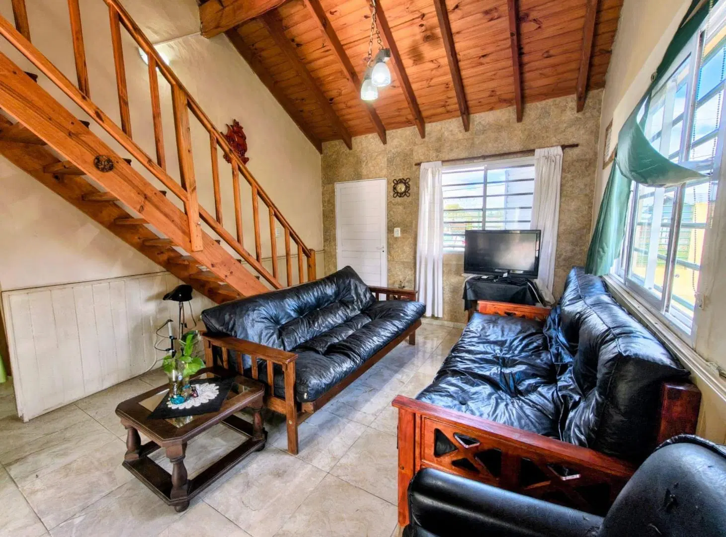 CASA VENTA EN BLOQUE CON DEPARTAMENTO MAR DEL TUYU 5