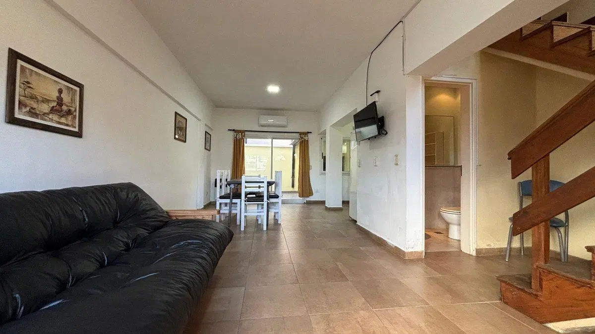 DEPARTAMENTO EN DUPLEX VENTA PINAMAR CENTRO 2