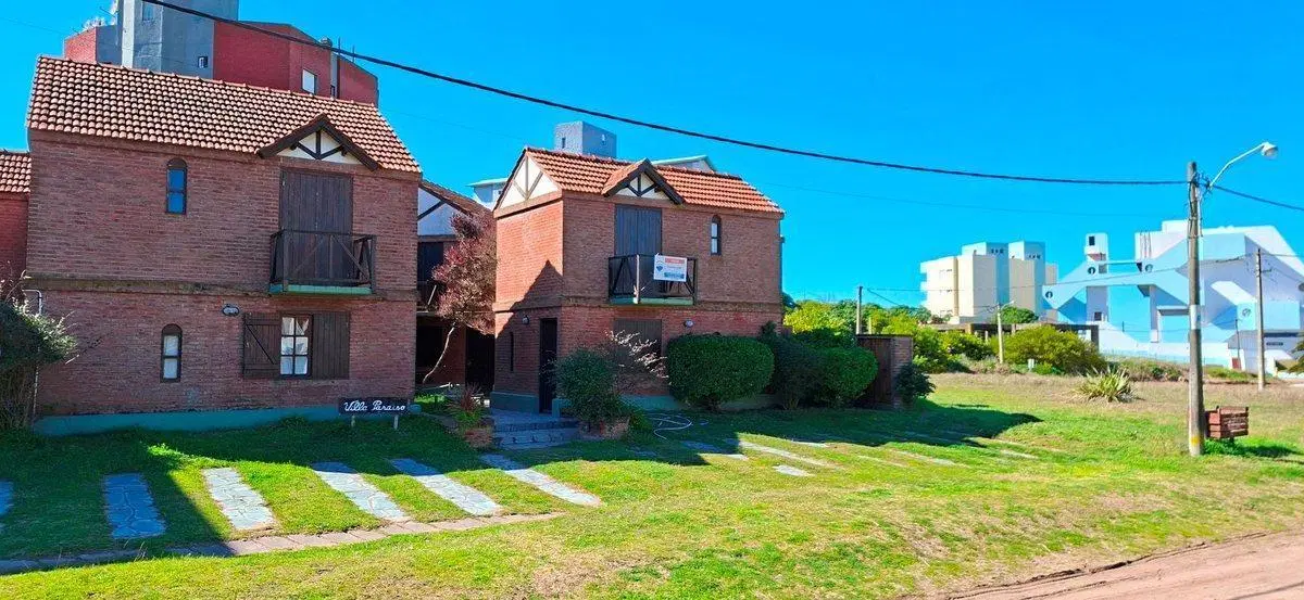 Complejo en venta en Villa Gesell a metros del mar 5