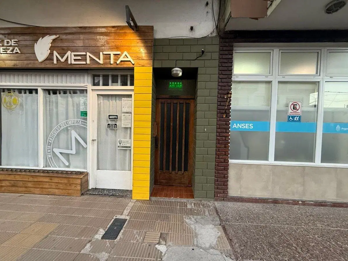 VENTA MONOAMBIENTE CON BALCON MAR DE AJO 2