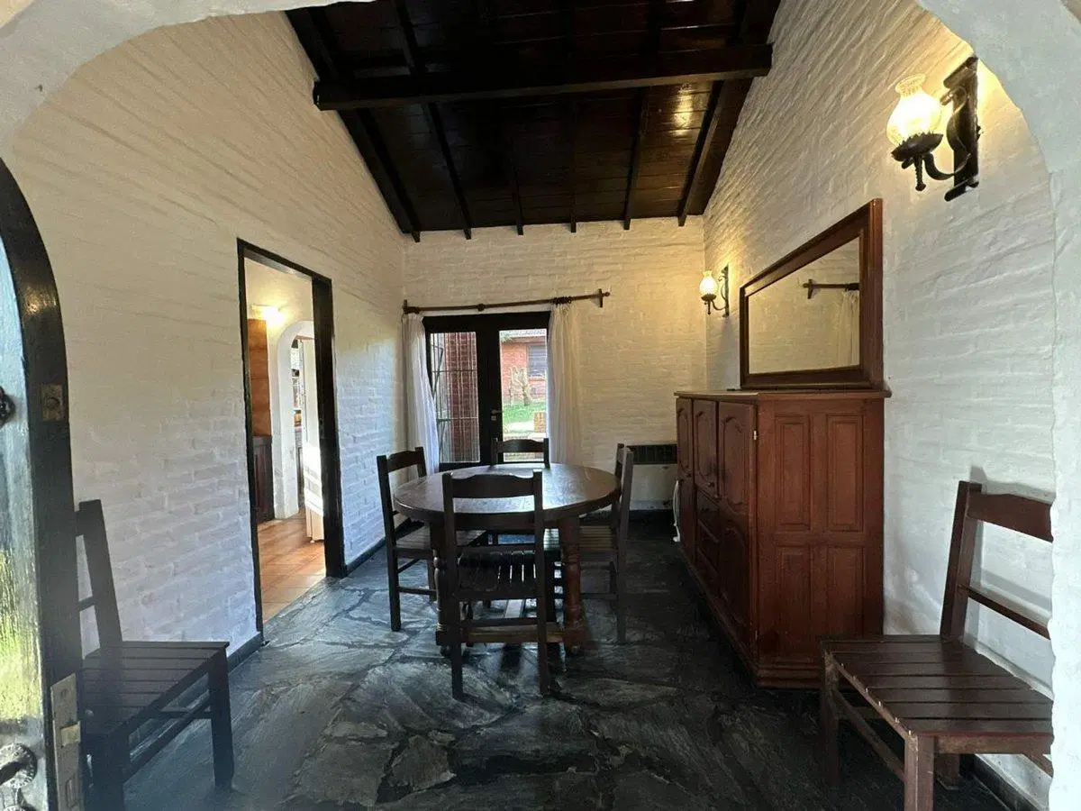 VENTA CASA PINAMAR 4 AMBIENTES  CON GAS NATURAL 5