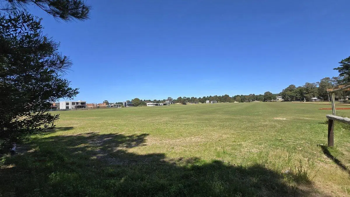 LOTE VENTA ECUESTRE COSTA ESMERALDA VISTA AL CAMPO 4