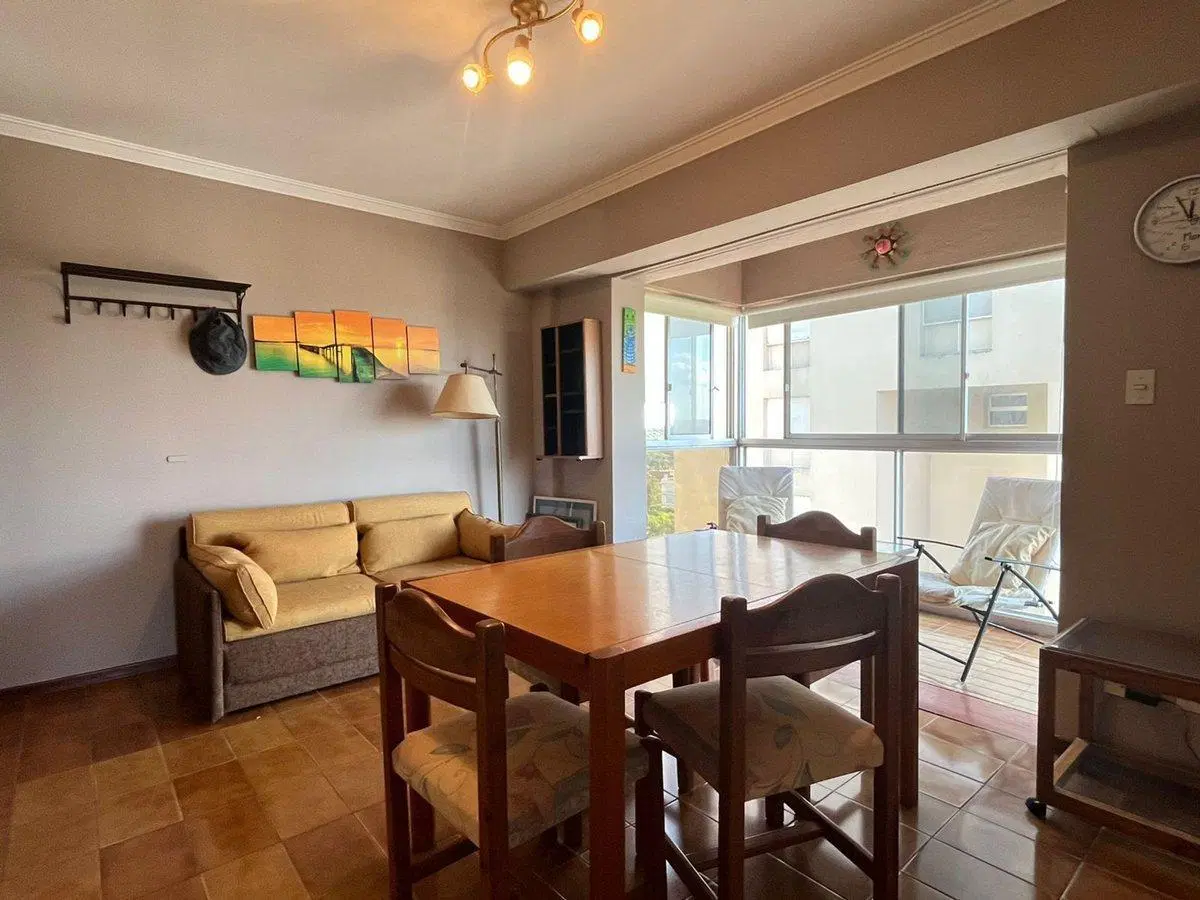 VENTA DE DEPARTAMENTO 2 AMBIENTES PINAMAR 4
