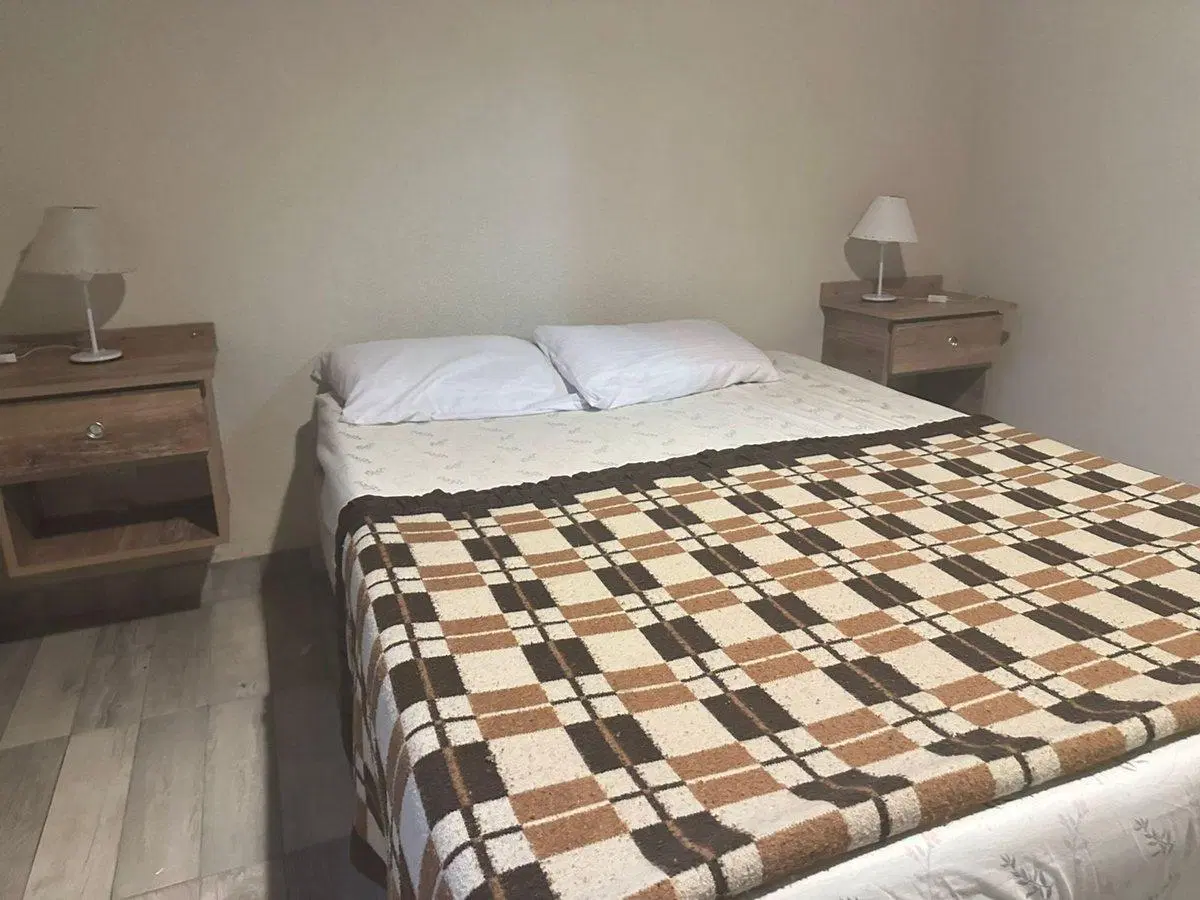 CASA PH CON PATIO VENTA LA LUCILA 5
