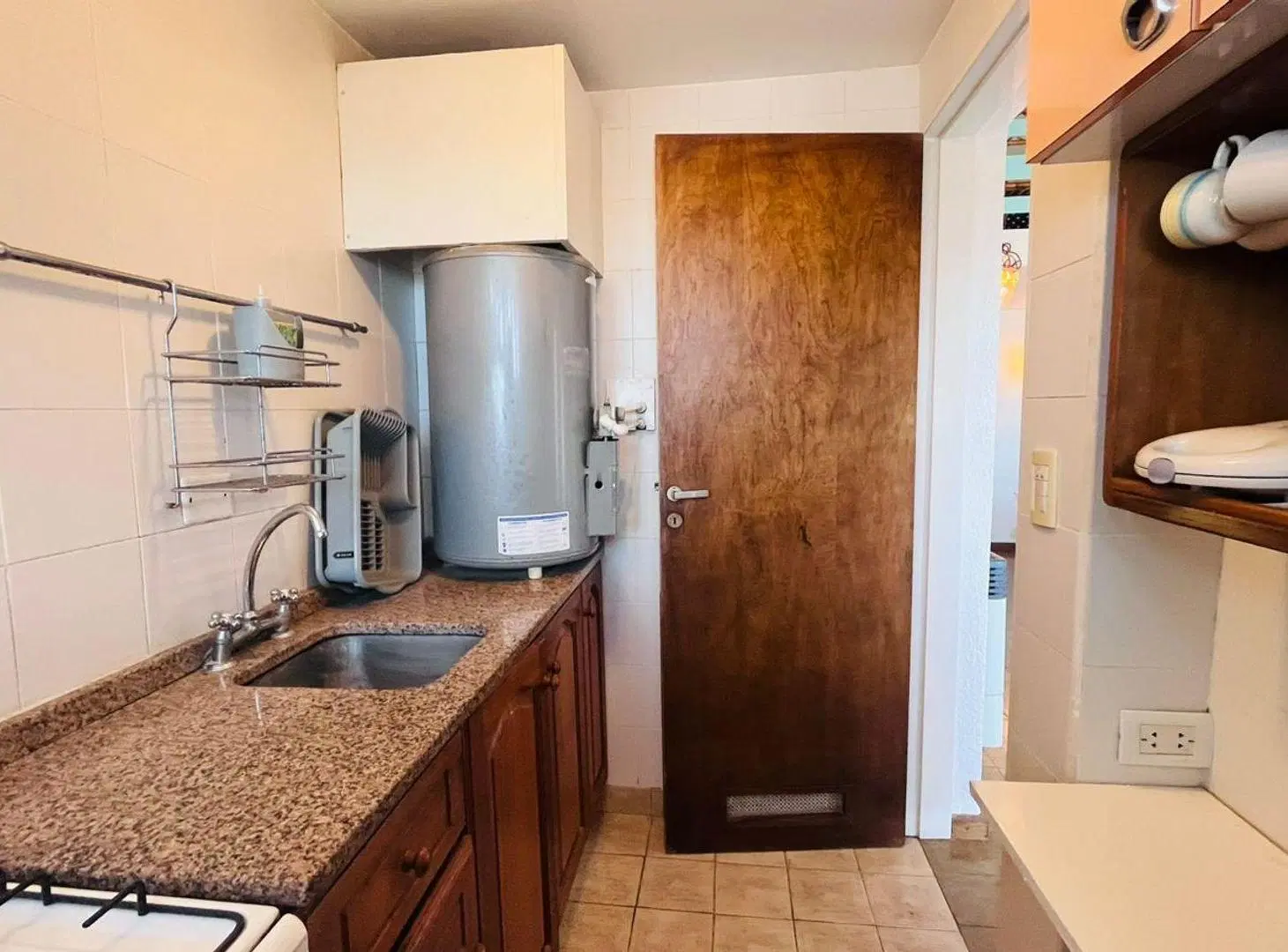 DEPARTAMENTO  VENTA PINAMAR FRENTE AL MAR 4