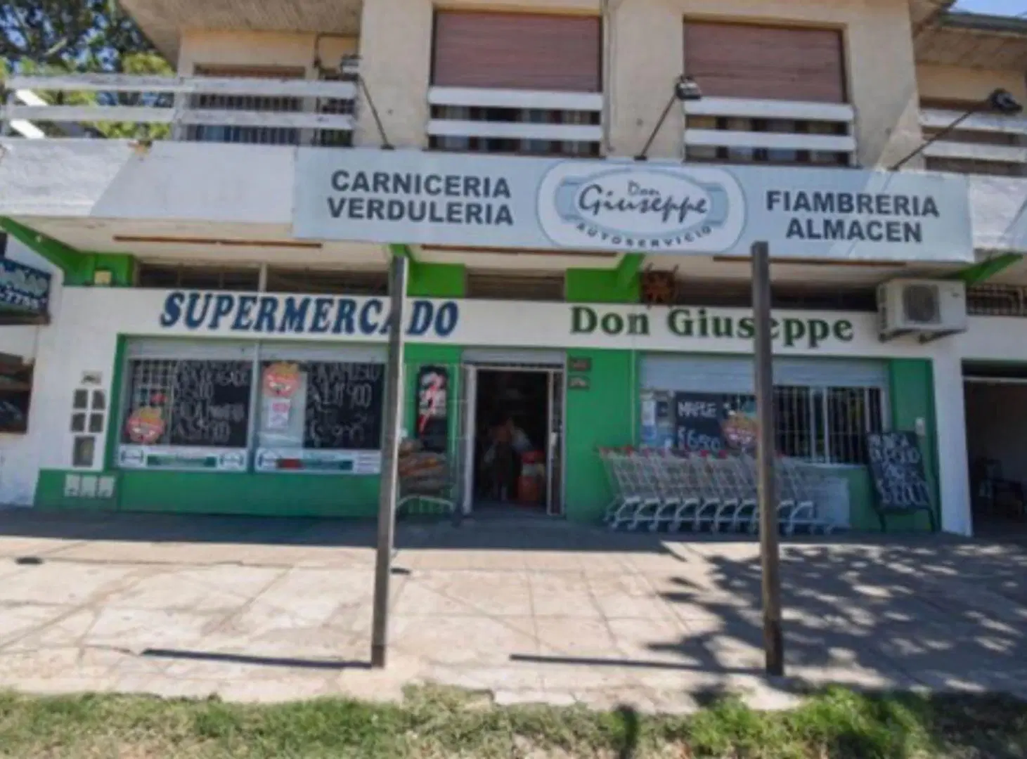 ALQUILER ANUAL LOCAL COMERCIAL VILLA GESELL 3