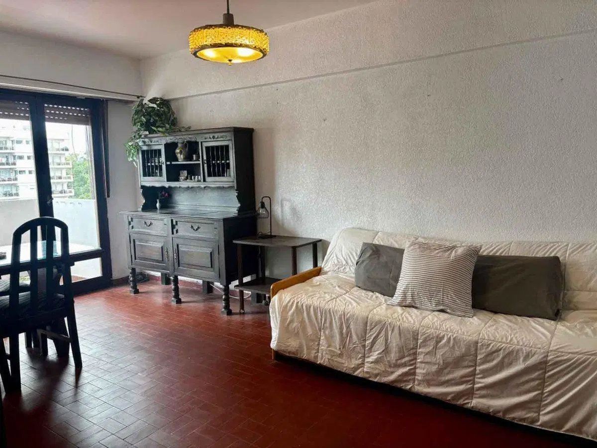 VENTA DEPARTAMENTO CENTRO DE PINAMAR, OPORTUNIDAD! 2