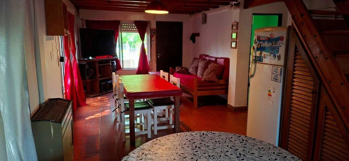 Casa a la Venta en Ostende Cochera Gas Natural 4