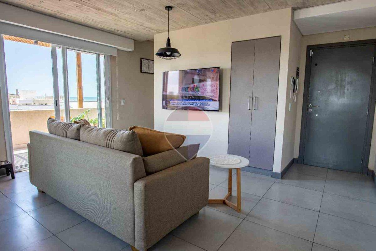 Foto de DEPARTAMENTO EN VENTA OSTENDE VISTA AL MAR COCHERA, imagen 4