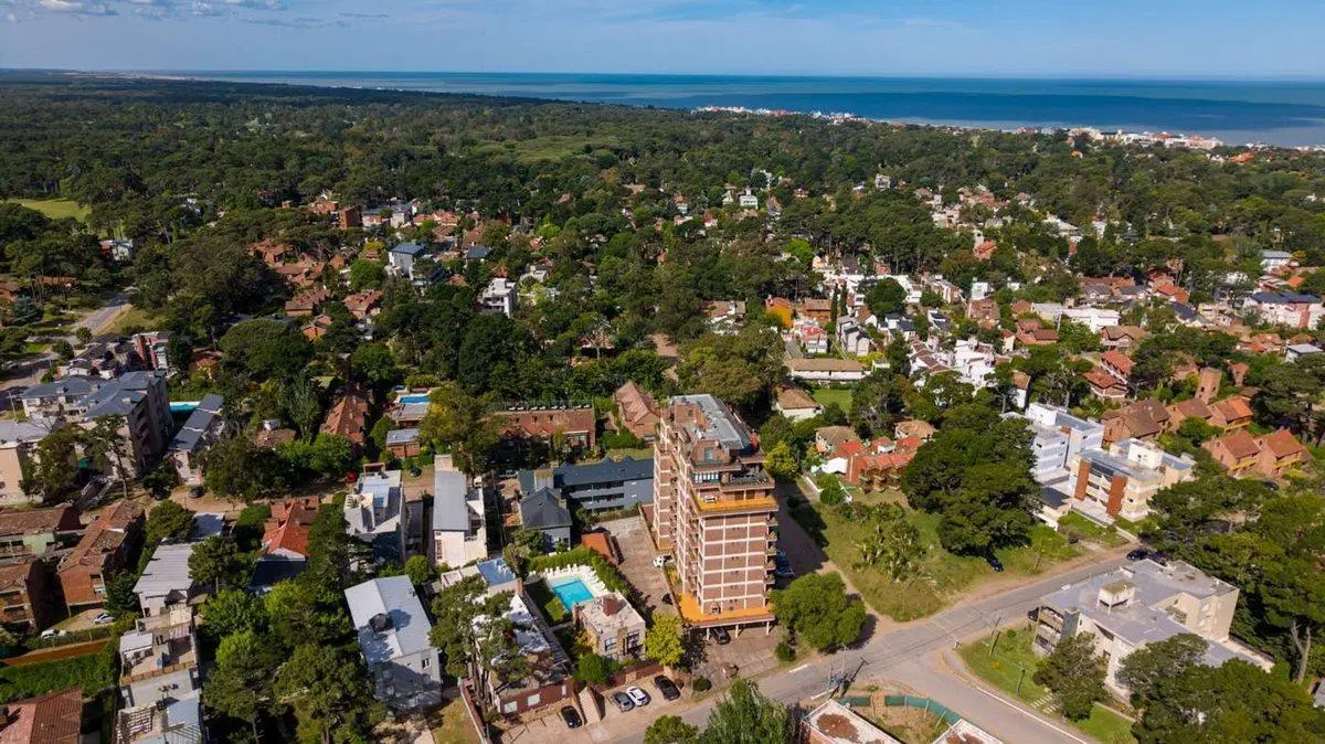 VENTA DEPARTAMENTO  3 AMBIENTES PINAMAR 5