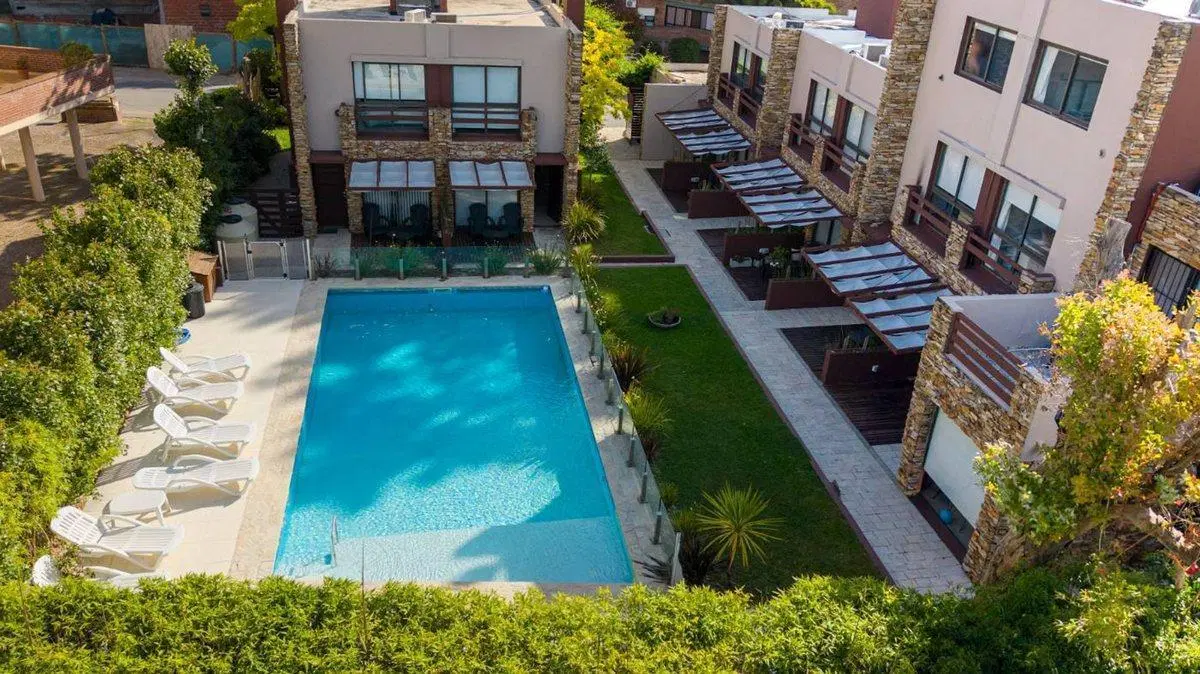 VENTA DEPARTAMENTO  3 AMBIENTES PINAMAR 2