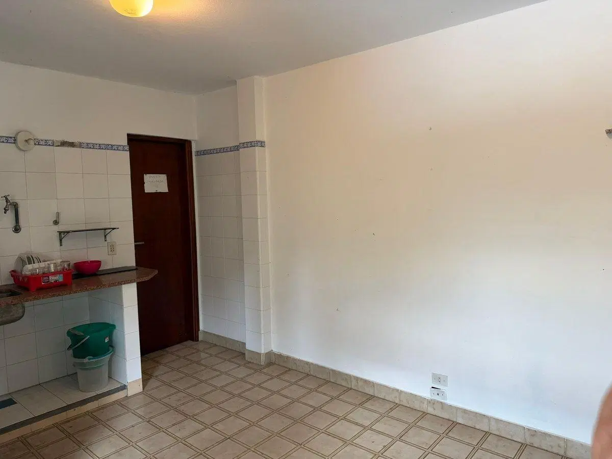 VENTA LOCAL COMERCIAL EN PINAMAR 5