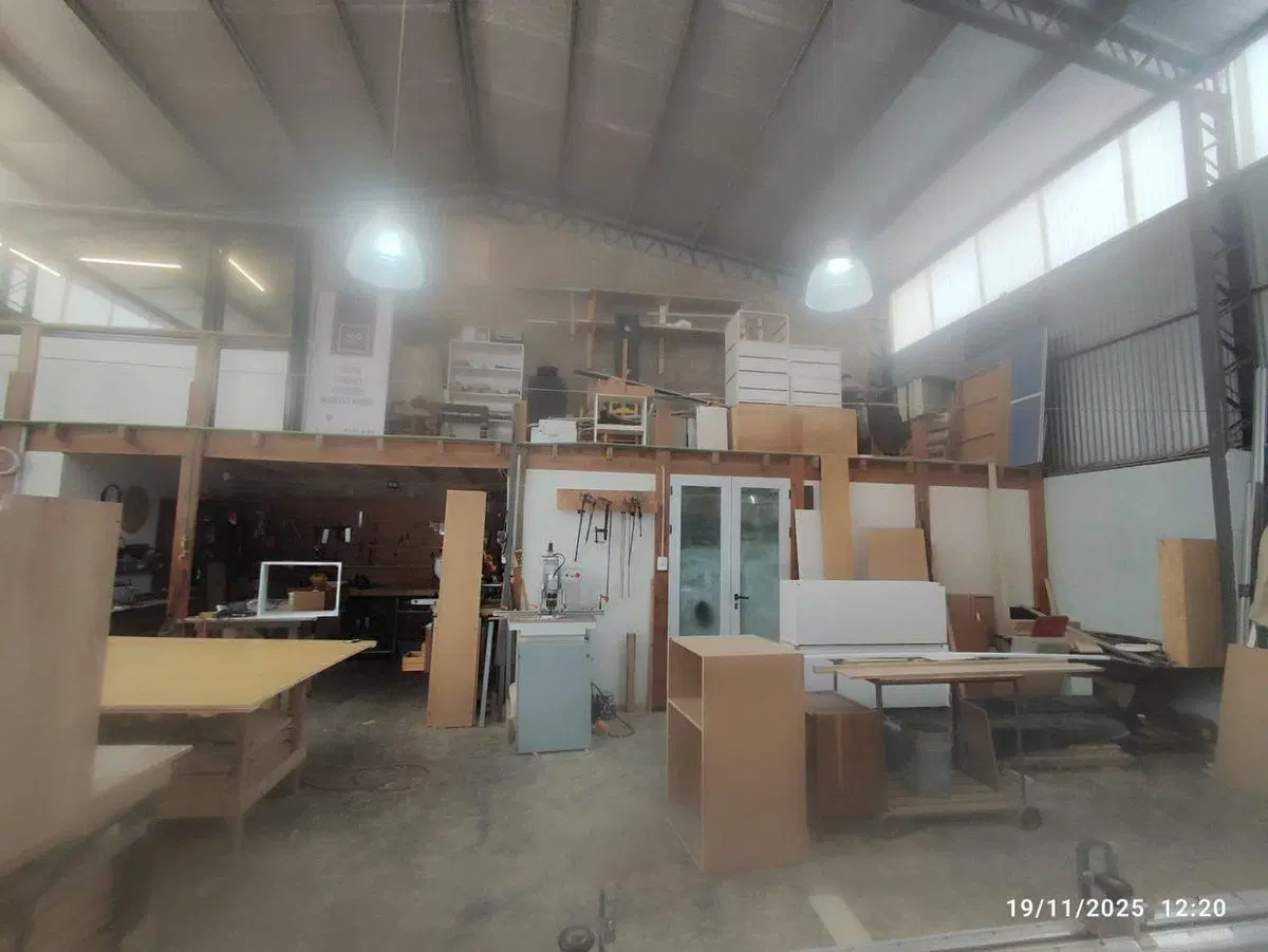 Venta Galpon industrial 200mt2 Ostende Pinamar 2