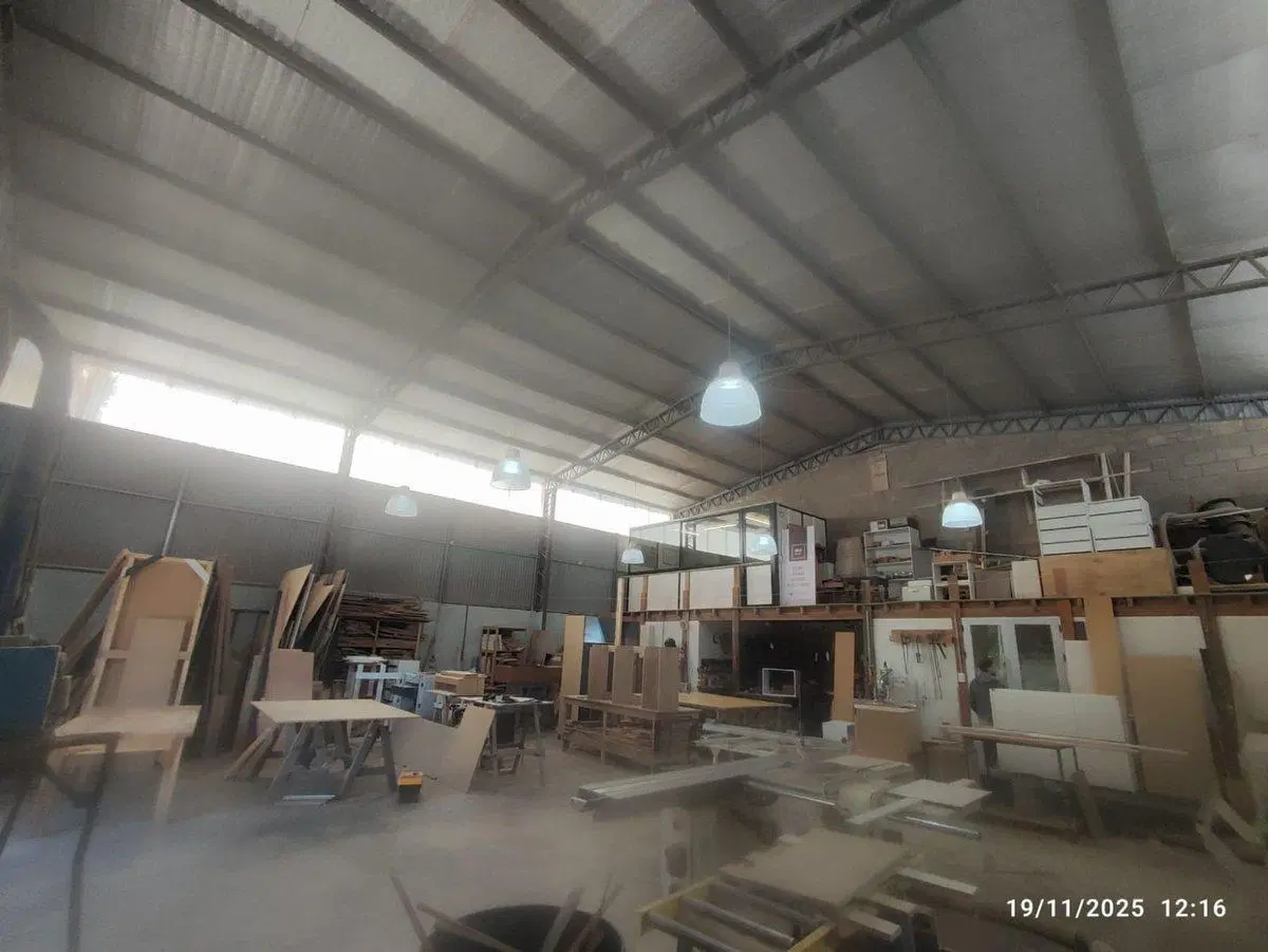 Venta Galpon industrial 200mt2 Ostende Pinamar 4