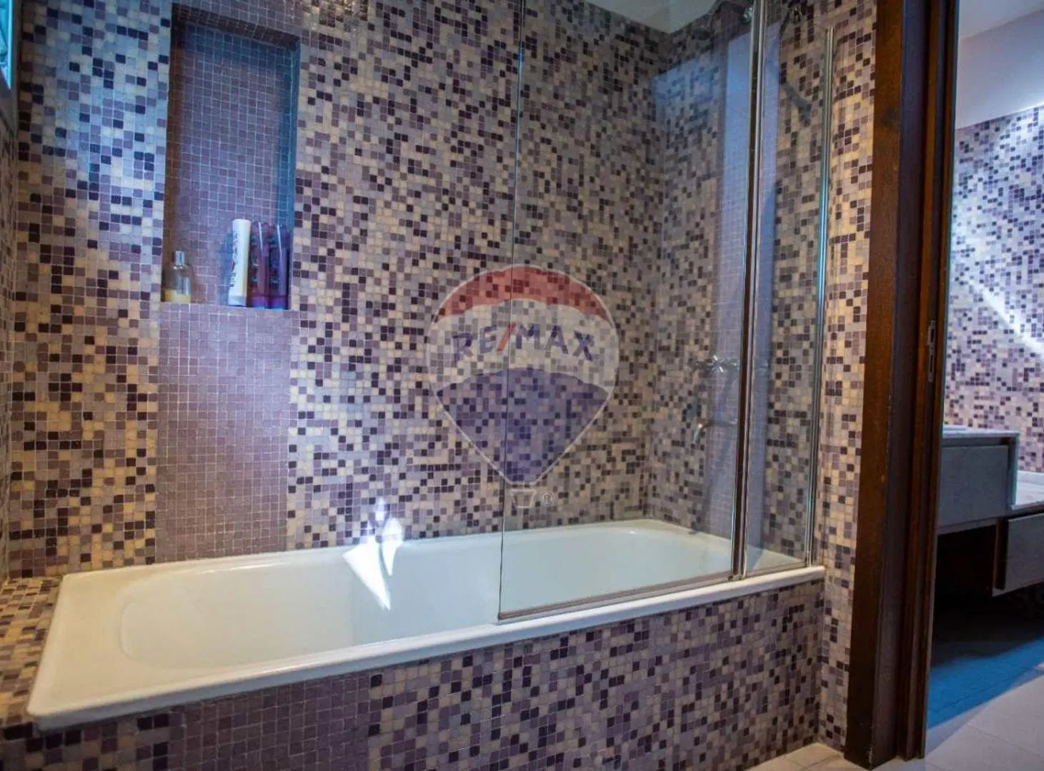 Vendo Casa en Pinamar 4 ambientes con pileta 4