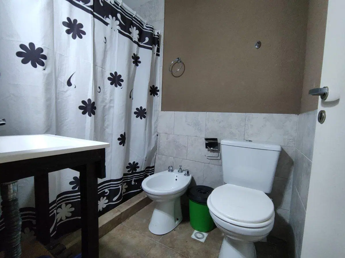 VENTA DEPARTAMENTO MONOAMBIENTE, COCHERA Y BALCON 5