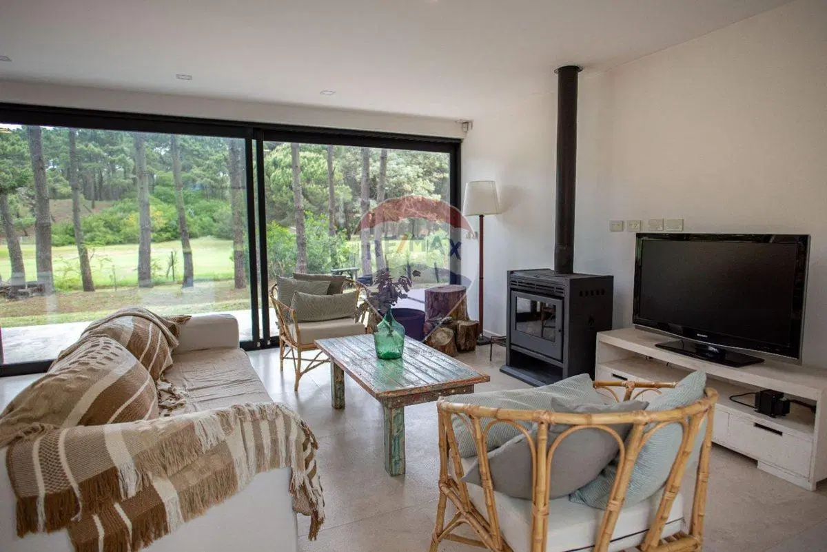 Venta casa Pinamar Isla de golf 4