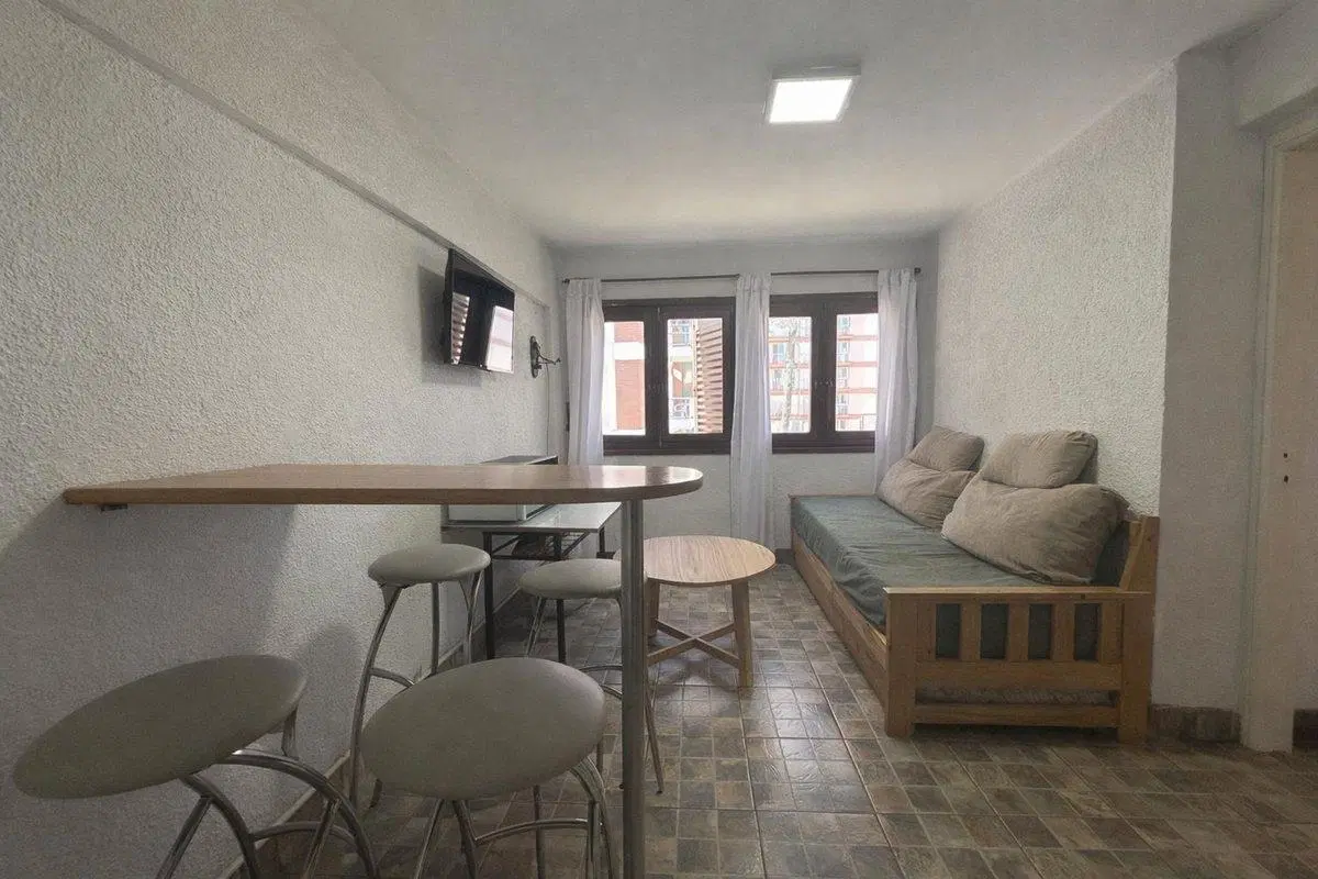 DEPARTAMENTO VENTA PINAMAR FRENTE CENTRO COMERCIAL 3