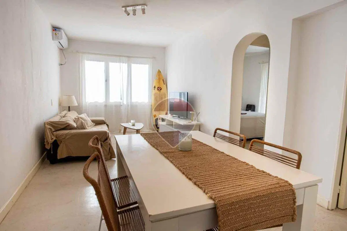 EN VENTA DEPARTAMENTO 2 AMBIENTES PINAMAR COCHERA 2