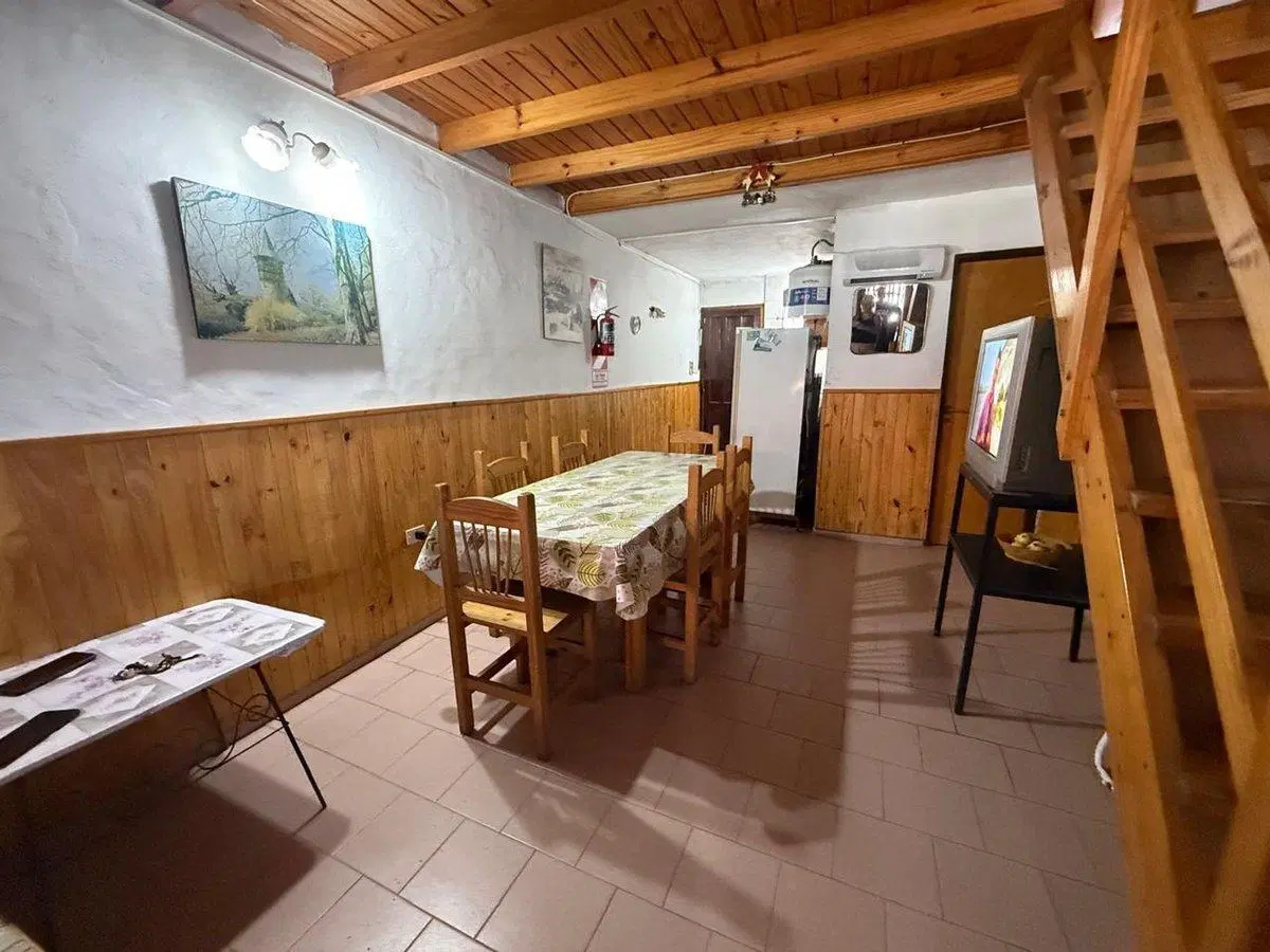 DUPLEX VENTA A METROS DEL MAR CON COCHERA 2
