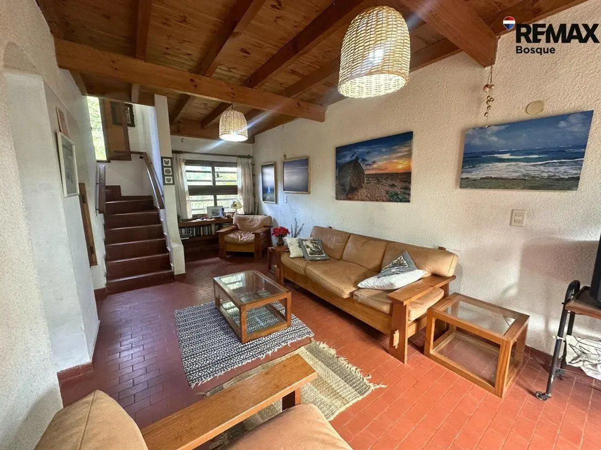 Casa venta Villa Gesell Barrio Norte gas natural 4