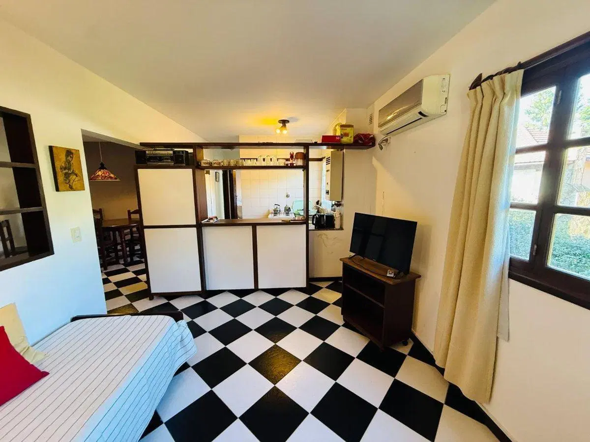 VENTA DEPARTAMENTO PINAMAR 3 AMB GAS PISCINA 2