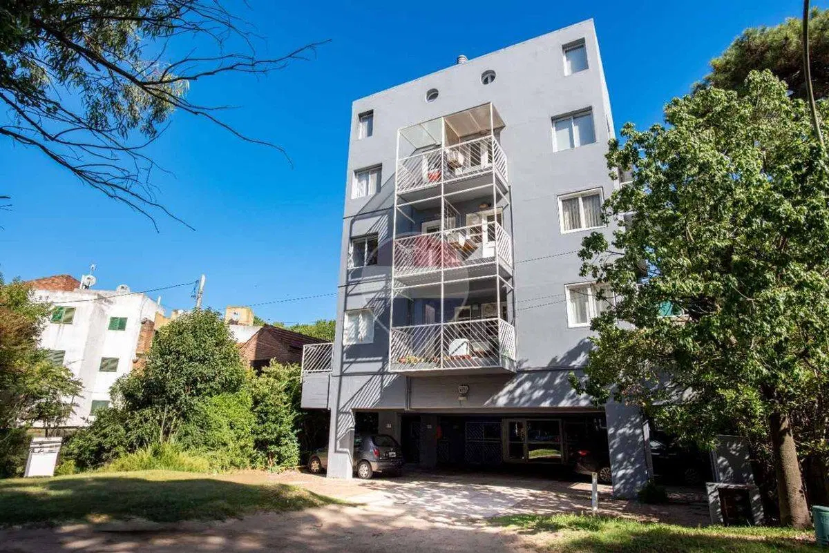 Departamento Venta Pinamar Gas natural 4 ambientes 2