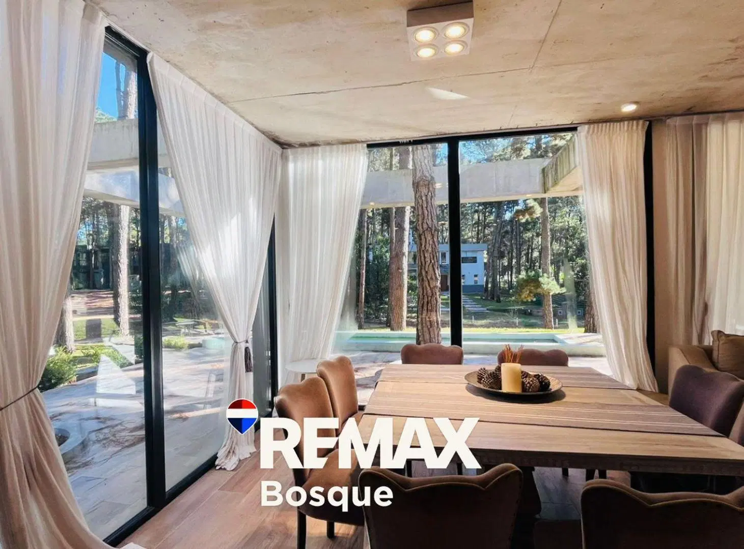 VENTA CASA VILLA ROBLES HORMIGON VISTO 4
