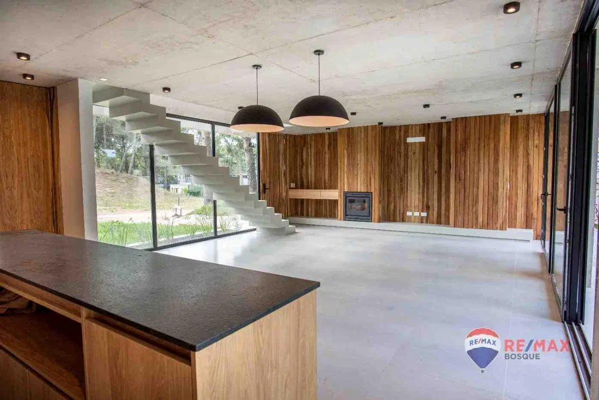 CASA VENTA PINAMAR BARRIO PIONEROS 4 AMBIENTES 4