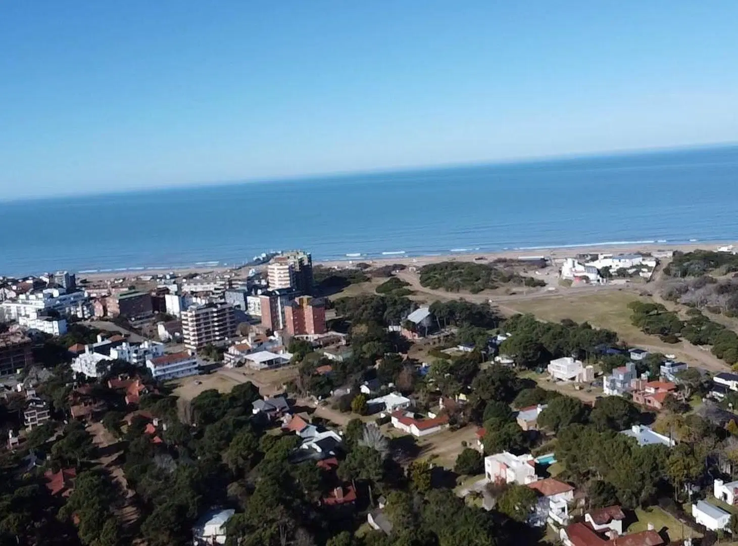 LOTE EN VENTA PINAMAR ZONA B5 A PASOS DEL MAR 5