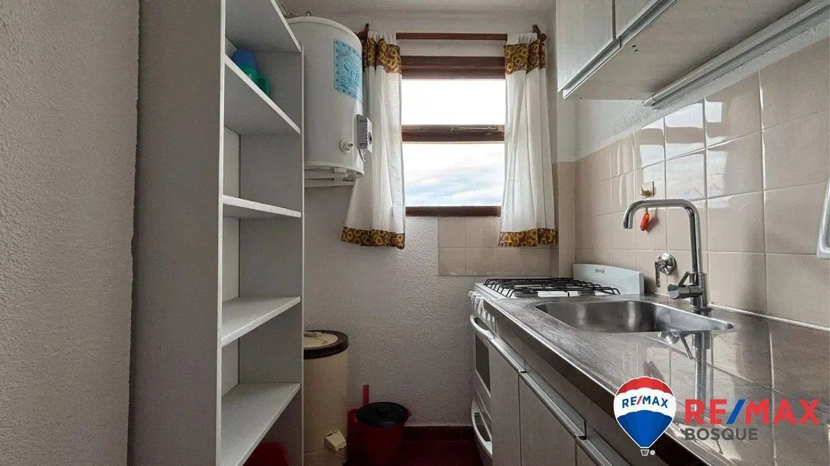 Venta departamento 2 ambientes con ascensor Gesell 4