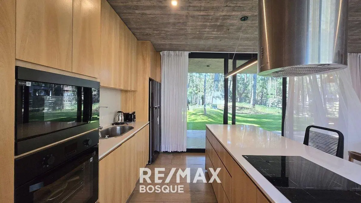 Casa venta ÁLAMOS Pinamar estilo moderno 3
