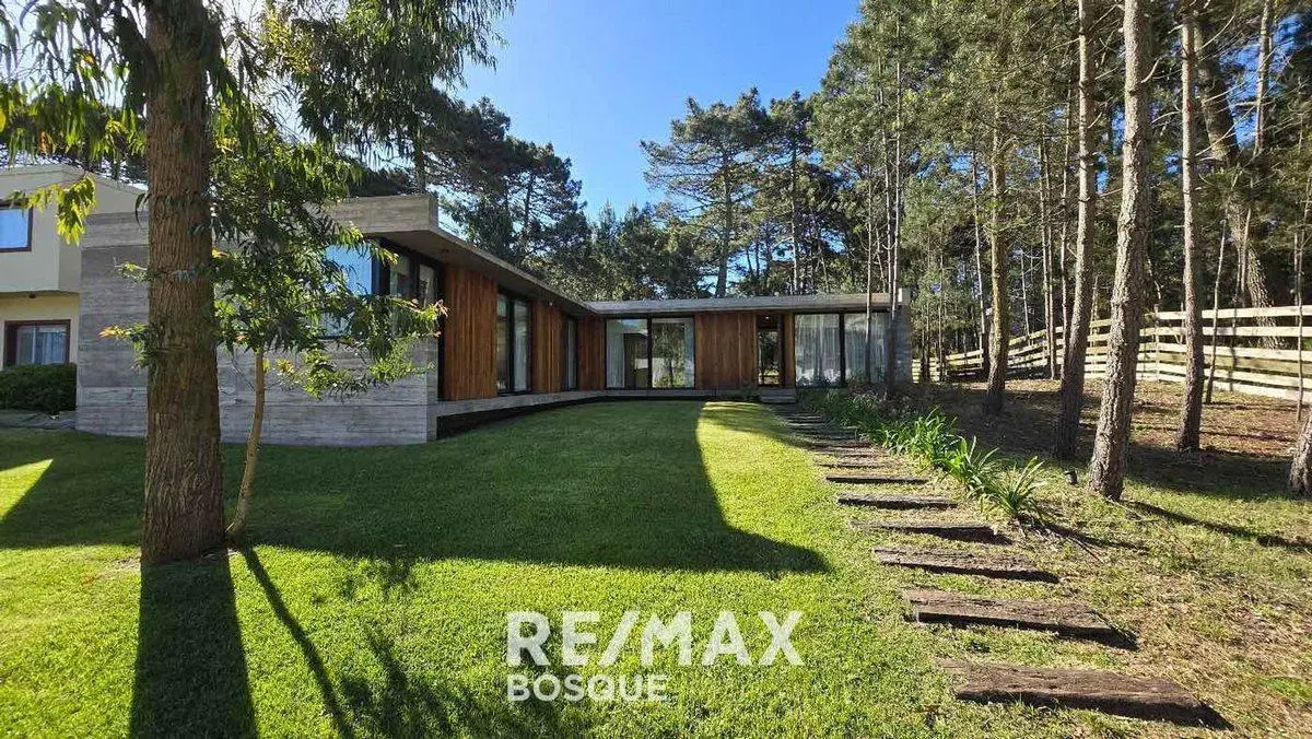 Casa venta ÁLAMOS Pinamar estilo moderno 2